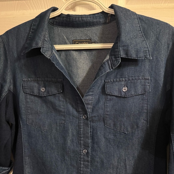 Cavalini Women’s Medium Dark Wash Denim Button Up Roll Tab Shirt - Picture 2 of 8